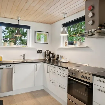 Bisera - From The Sea By Interhome Tatil Evi Hadsund